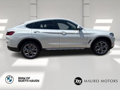 2024 BMW X4 xDrive30i