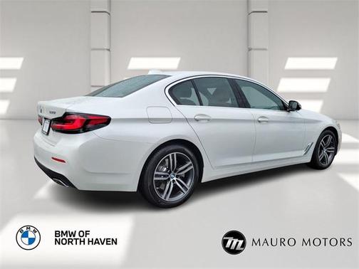 2022 BMW 530 i xDrive