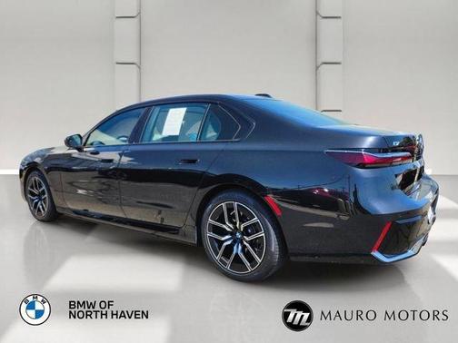 Black 2023 BMW i7 xDrive60