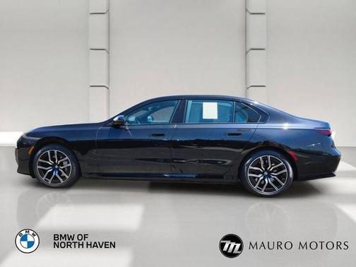 Black 2023 BMW i7 xDrive60