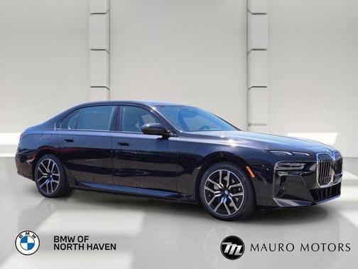 Black 2023 BMW i7 xDrive60