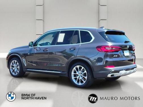 Gray 2023 BMW X5 xDrive40i
