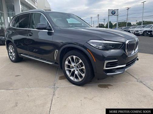 Gray 2023 BMW X5 xDrive40i