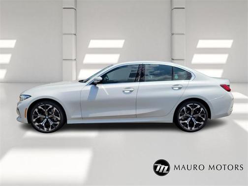 2025 BMW 330 i xDrive