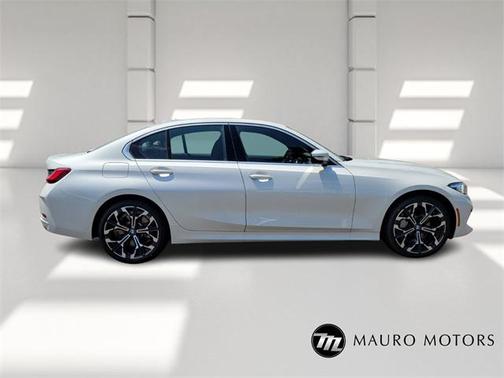 2025 BMW 330 i xDrive