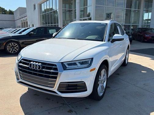 Ibis White 2018 Audi Q5 2.0T Premium Plus