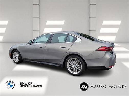 2024 BMW 540 i xDrive