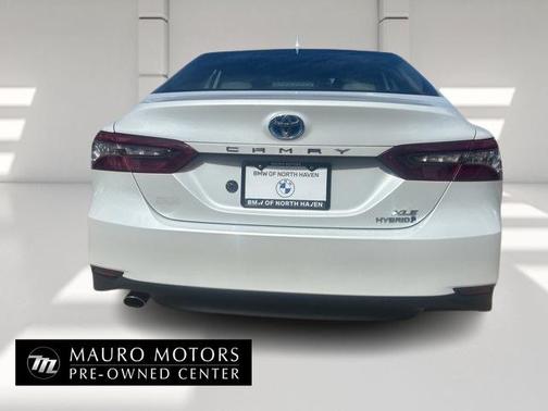 2023 Toyota Camry Hybrid XLE
