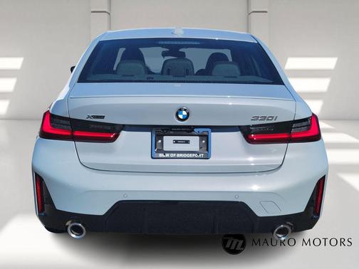 2025 BMW 330 i xDrive