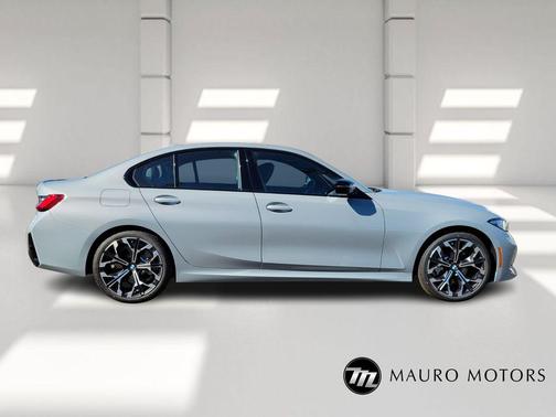 2025 BMW 330 i xDrive