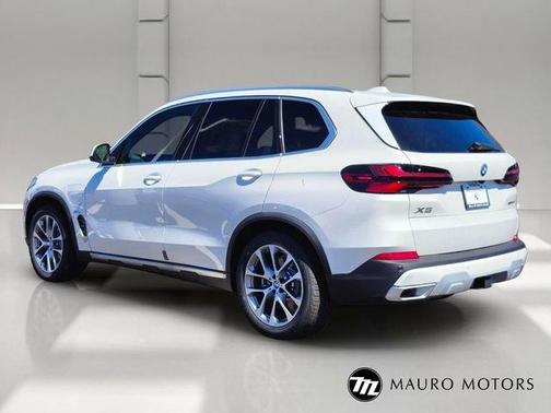 White 2026 BMW X5 PHEV xDrive50e