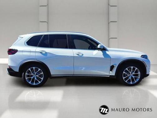 White 2026 BMW X5 PHEV xDrive50e