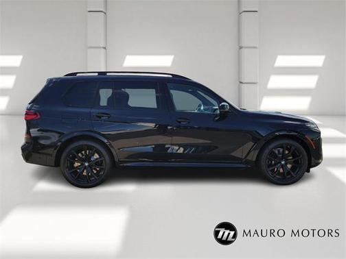 2026 BMW X7 M60i