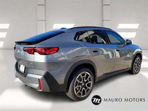 2025 BMW X2 xDrive28i