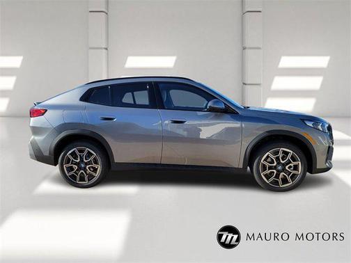 2025 BMW X2 xDrive28i