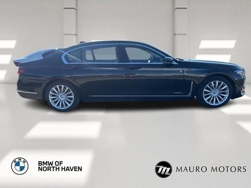 2021 BMW 740 xDrive