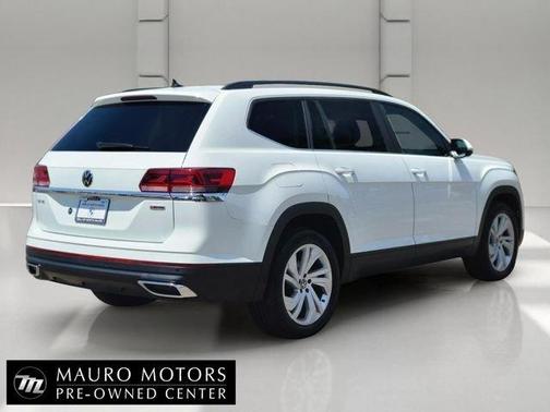 Pure White 2021 Volkswagen Atlas 3.6 V6 SE w/ Technology