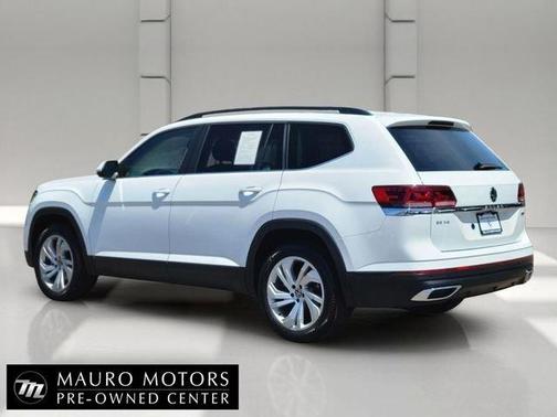 Pure White 2021 Volkswagen Atlas 3.6 V6 SE w/ Technology