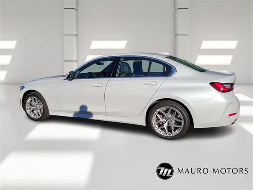 2025 BMW 330 i xDrive