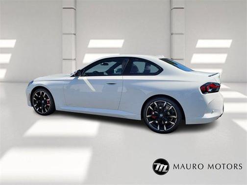 2025 BMW 230 i xDrive