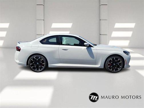 2025 BMW 230 i xDrive