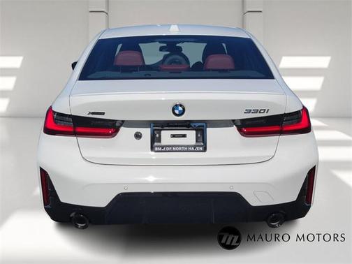 2025 BMW 330 i xDrive