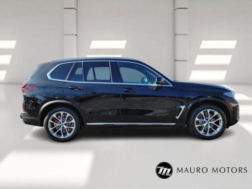 Black 2026 BMW X5 PHEV xDrive50e