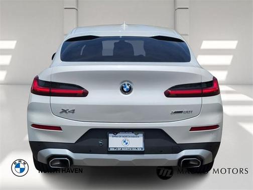 2024 BMW X4 xDrive30i