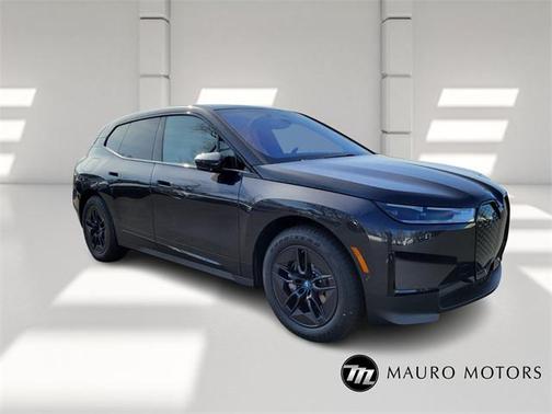 2025 BMW iX xDrive50