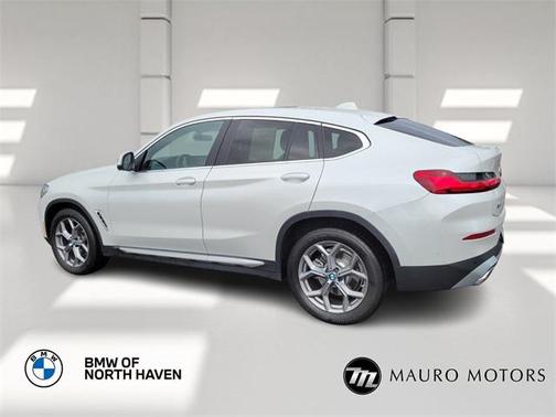2024 BMW X4 xDrive30i