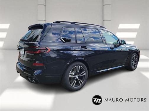 2026 BMW X7 M60i