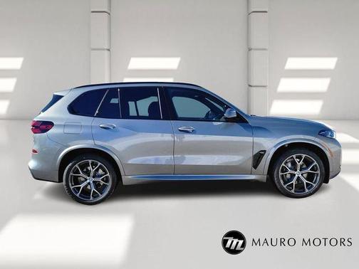 Gray 2026 BMW X5 xDrive40i