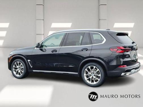 Black 2026 BMW X5 xDrive40i