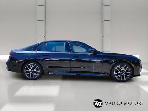 Black 2026 BMW 760 760i xDrive