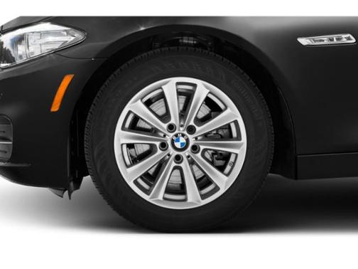 Gray 2015 BMW 528 i xDrive