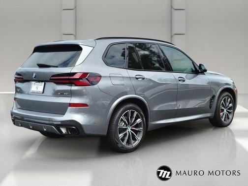Gray 2026 BMW X5 xDrive40i