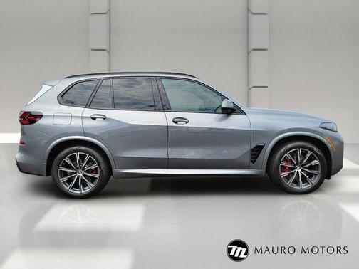 Gray 2026 BMW X5 xDrive40i