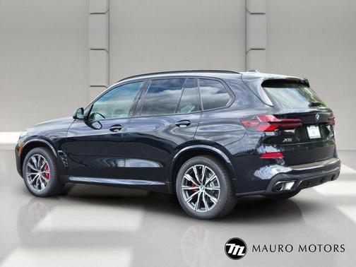 Black 2026 BMW X5 xDrive40i