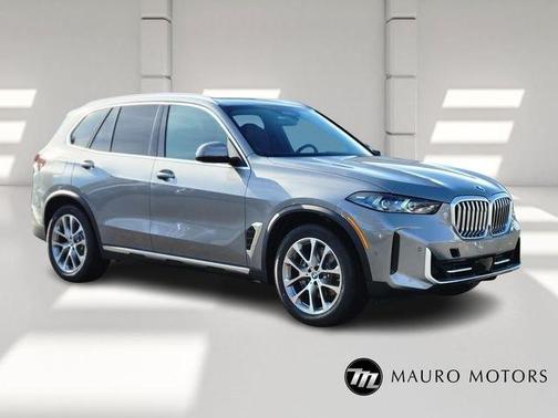 Gray 2026 BMW X5 xDrive40i