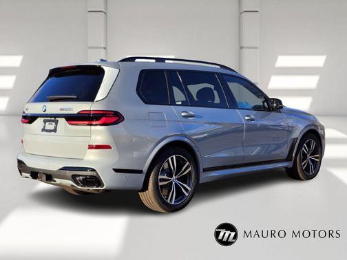 2026 BMW X7 M60i