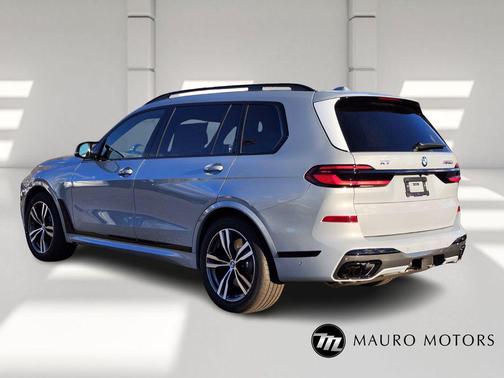 2026 BMW X7 M60i
