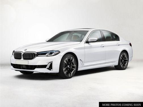 Black 2022 BMW 540 i xDrive