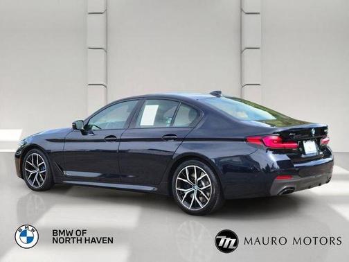 Black 2022 BMW 540 i xDrive