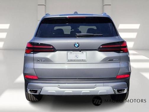 Gray 2026 BMW X5 xDrive40i