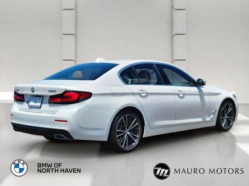 White 2023 BMW 530 i xDrive