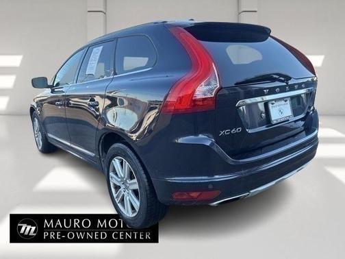 2017 Volvo XC60 T5 Inscription