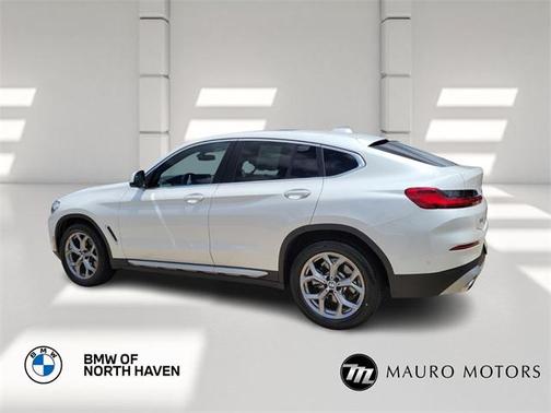 2024 BMW X4 xDrive30i