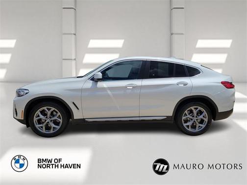 2024 BMW X4 xDrive30i