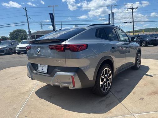 2025 BMW X2 xDrive28i