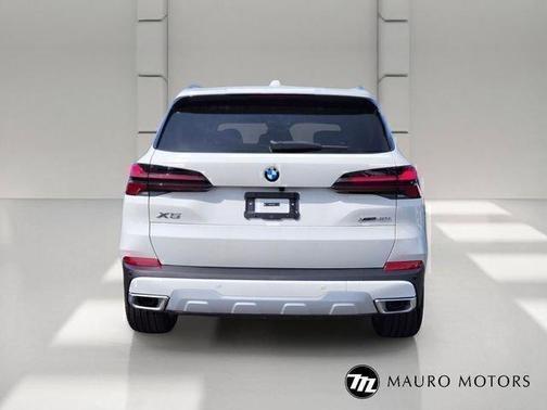 White 2026 BMW X5 xDrive40i